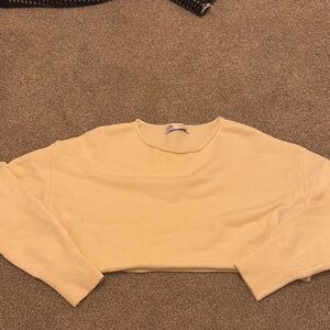 Zara Knit Sweater cropped